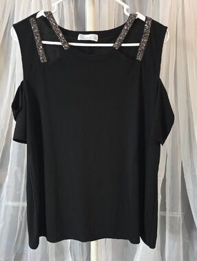 #252 Madison Black Cold-Shoulder Tee with Glitter Straps